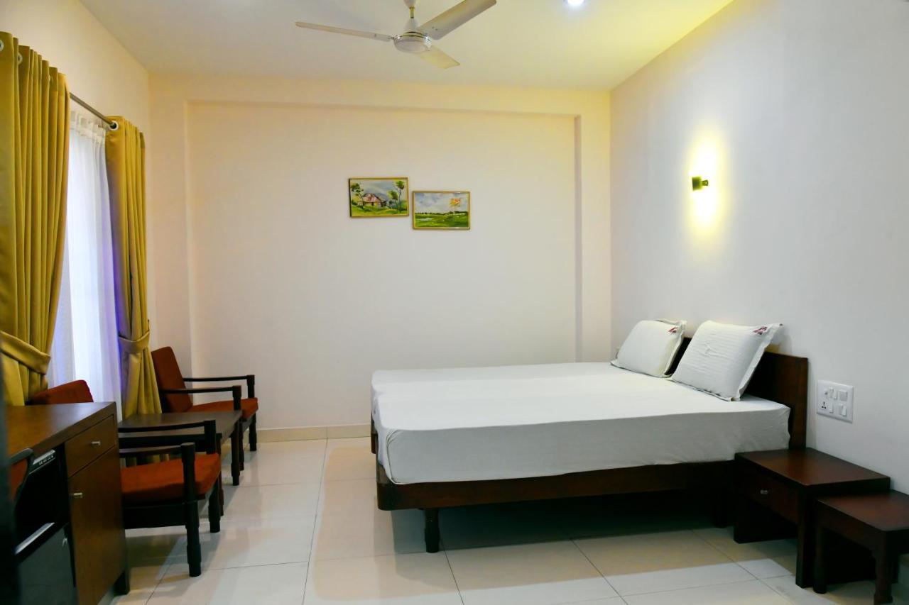 Hotel Chanakya 帕拉克卡德 外观 照片